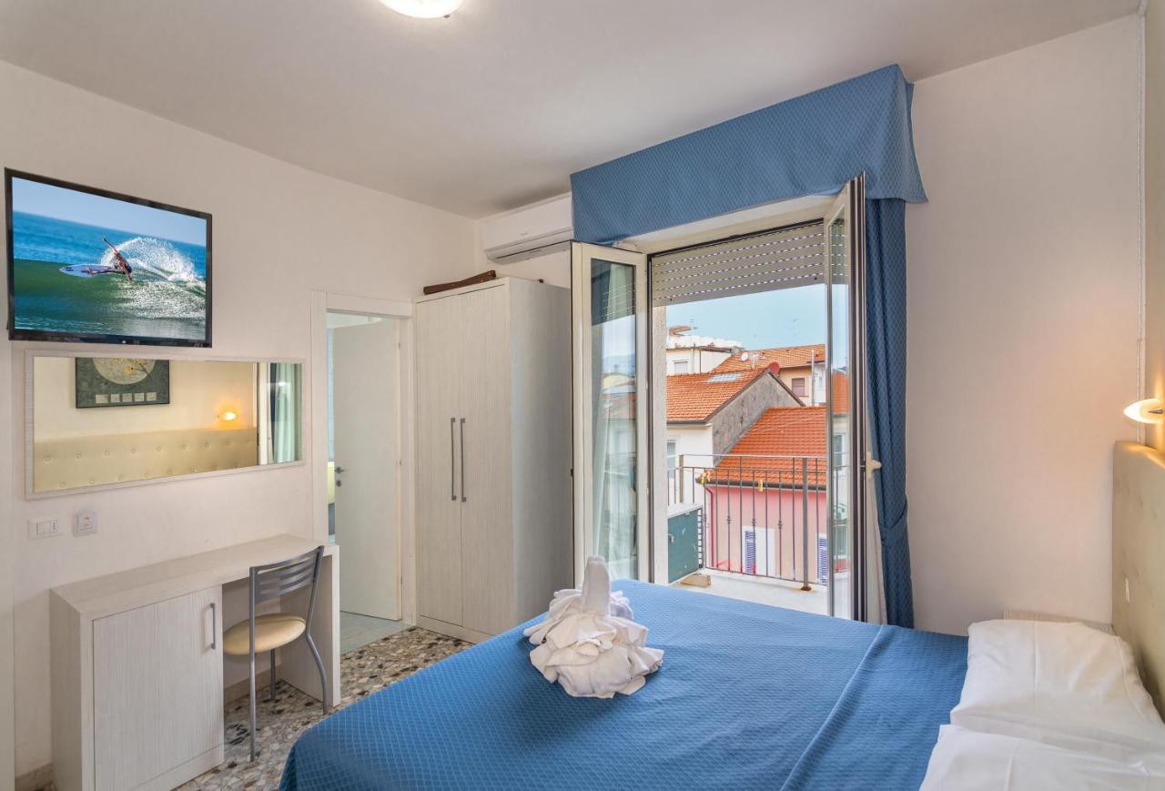 Hotel Caribe Viareggio Eksteriør billede