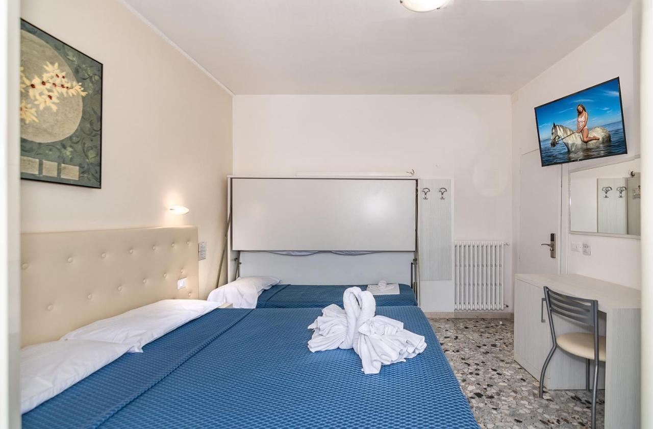 Hotel Caribe Viareggio Eksteriør billede
