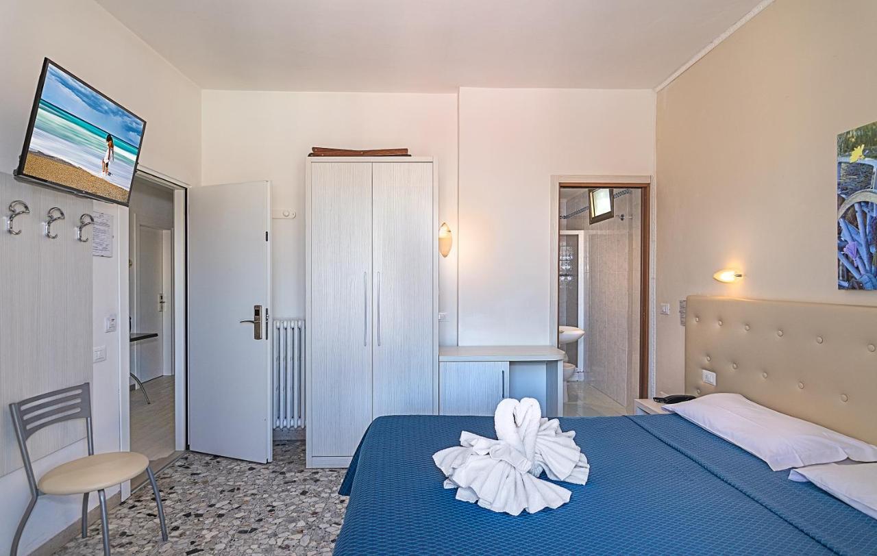 Hotel Caribe Viareggio Eksteriør billede