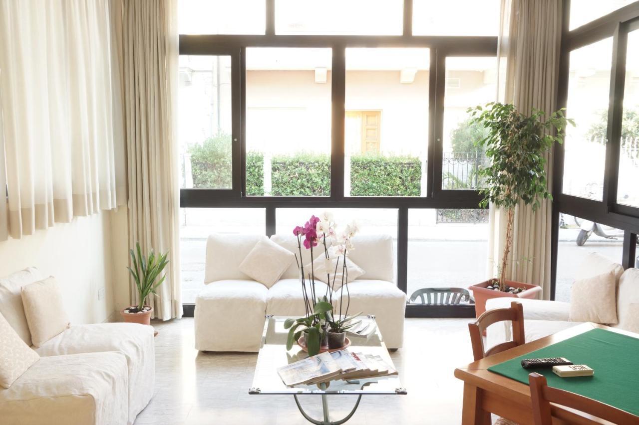 Hotel Caribe Viareggio Eksteriør billede